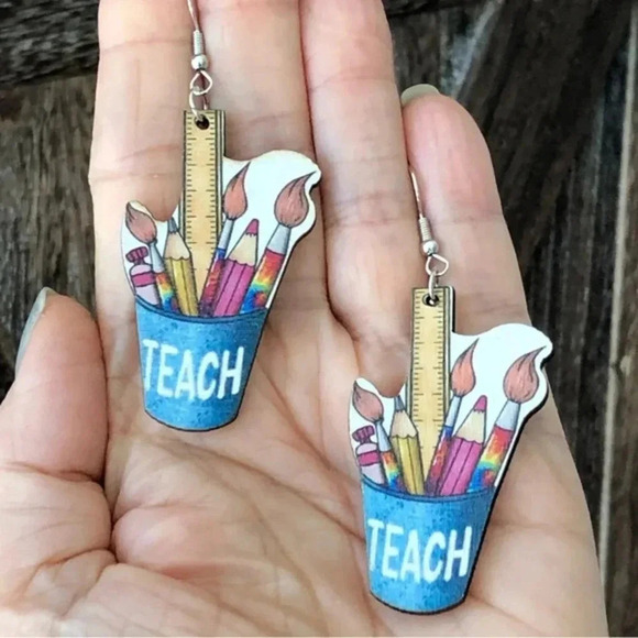 Art Teacher Paint Painting Brush Colors Artist Die Cut Wood Earrings New NWT - Picture 2 of 3